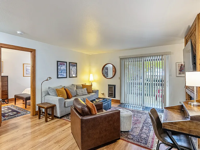 2025 Canyons Resort Dr #W2 — Photo 2