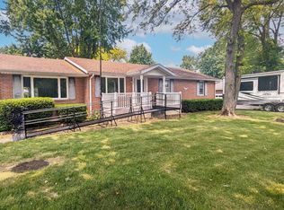7603 Patten Tract Rd, Sandusky, OH 44870