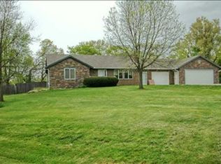 9775 Hamilton Trl, Indianola, IA 50125