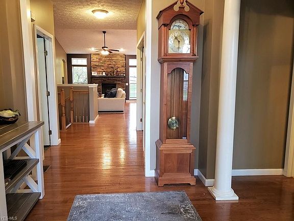 2nd image of 5132 Autumnwood Ln