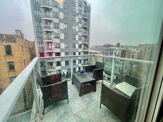 Rented by Oxford Property Group | media 12