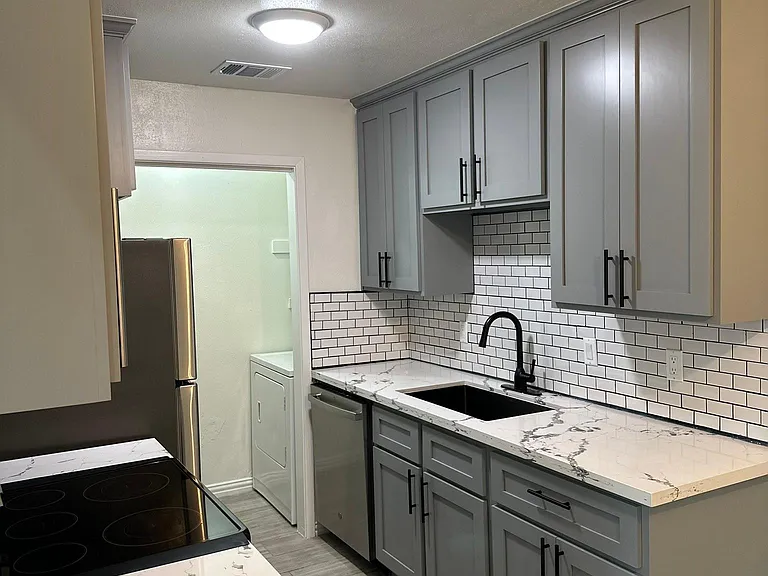 8801 Hammerly Blvd — Photo 11