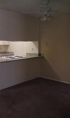 4th image of 2815 H St APT 2