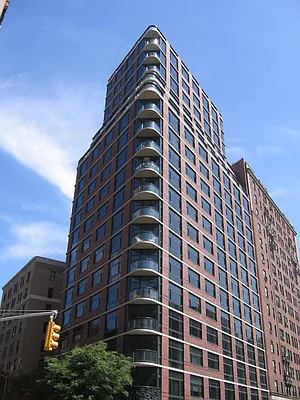 Rented by Corcoran | media 21