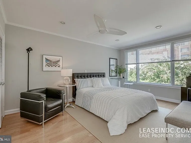 2503 I St NW — Photo 18