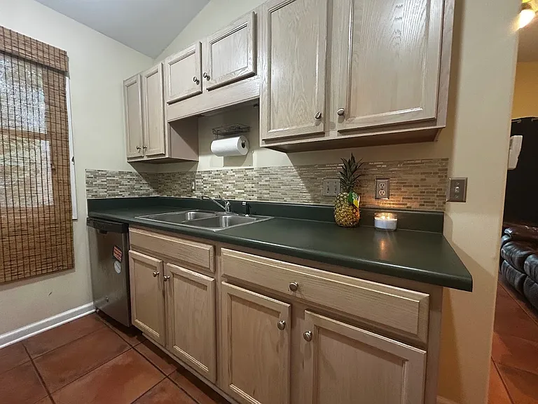 2142 Delta Way #1 — Photo 11