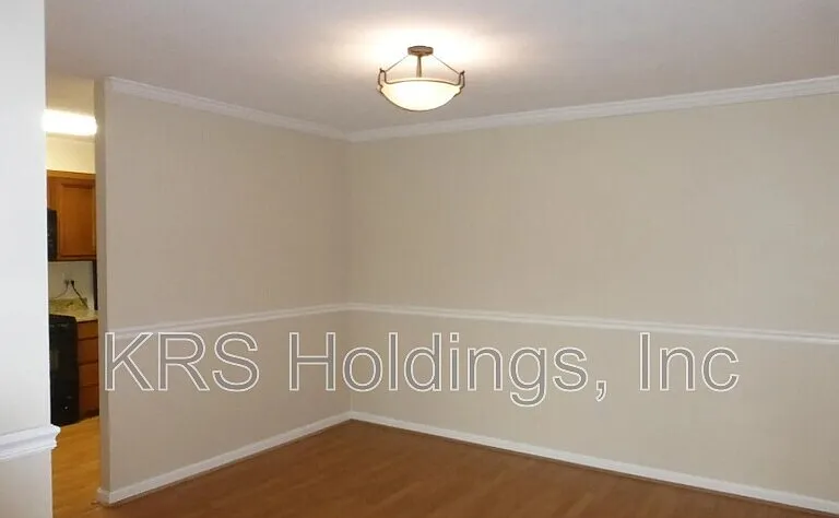 1300 Army Navy Dr #506 — Photo 7