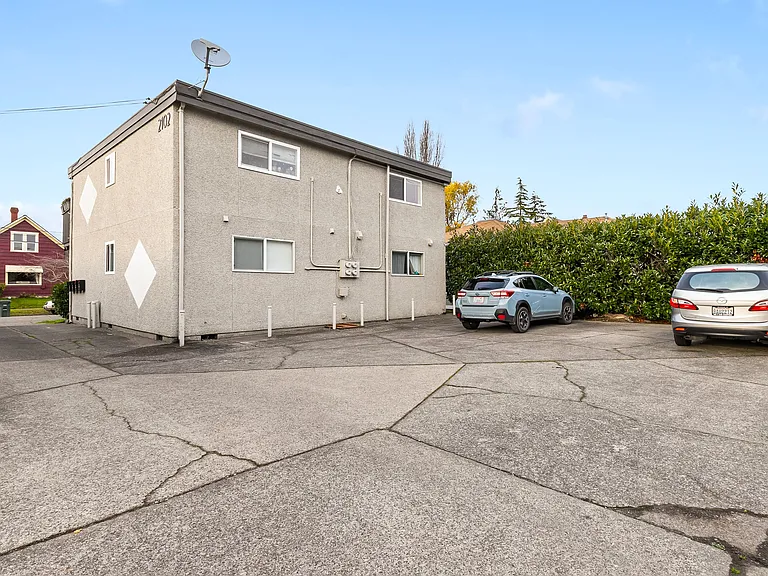 2102 A St #3 — Photo 10