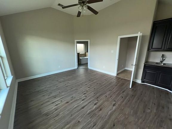 4th image of 11607 Carisio Ct