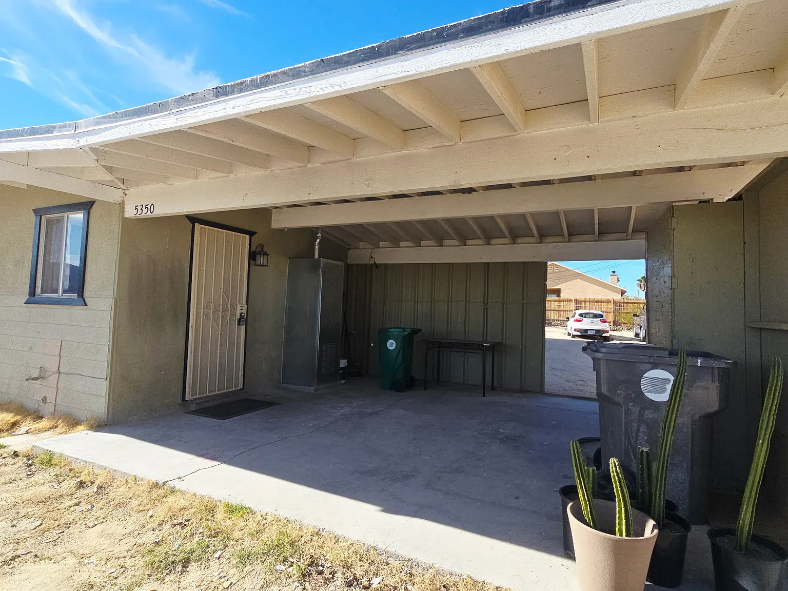 5350 Daisy Ave — Photo 2