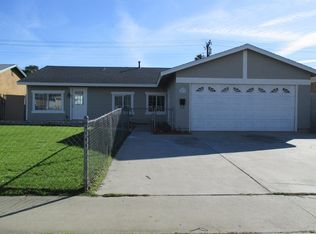 417 E King St, Rialto, CA 92376