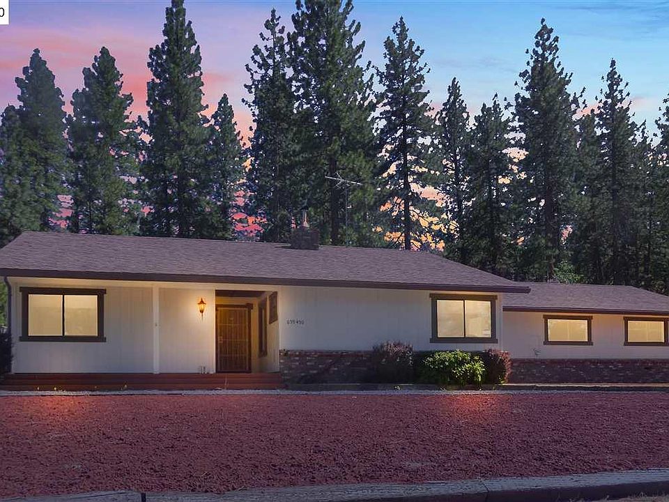 1st image of 699-450 Eagle Dr