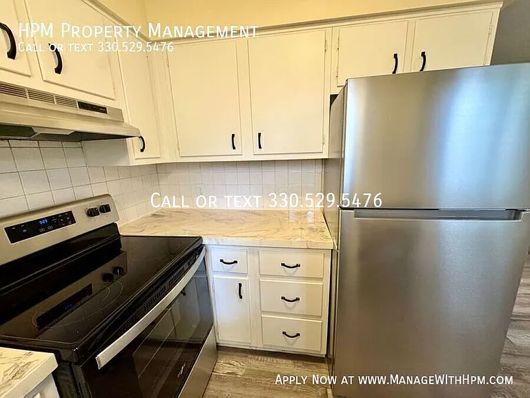 3741 Woodford Ave NW #4 — Photo 9