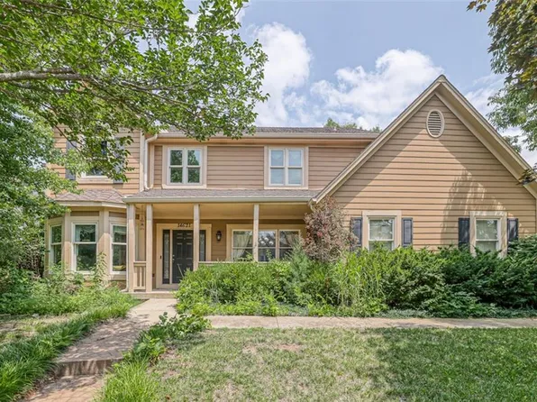 14621 S Roth Cir, Olathe, KS 66062