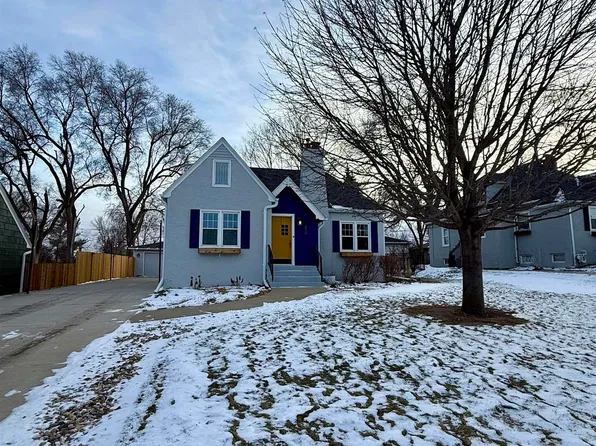 219 E 33rd St, Sioux Falls, SD 57105