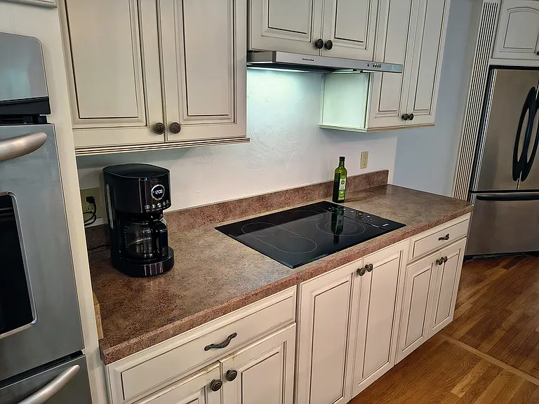 2409 Millwood Rd — Photo 14