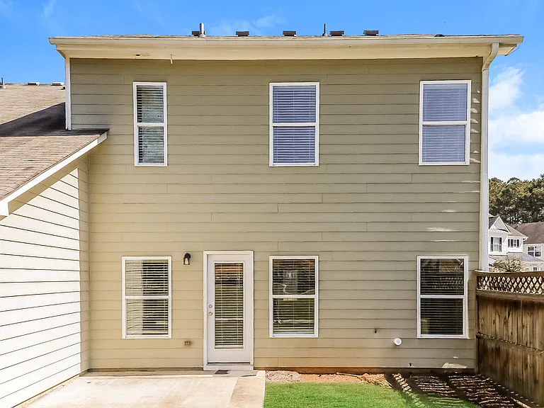 131 Terrace Walk — Photo 15