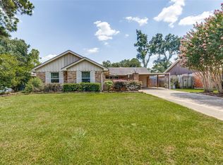 10031 Timberoak Dr, Houston, TX 77080