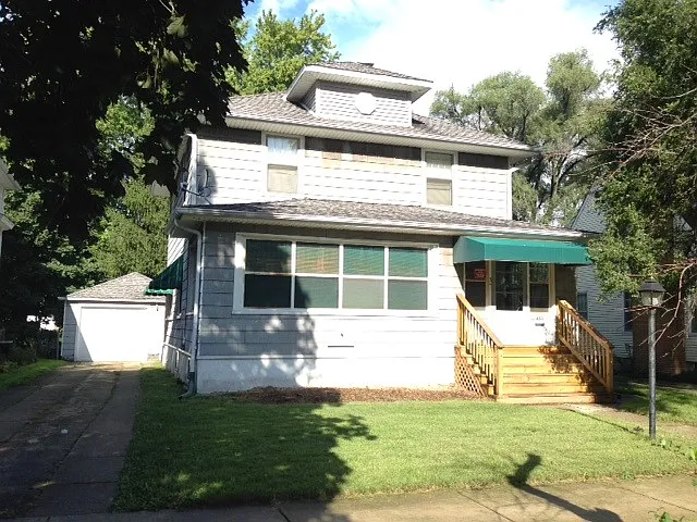653 S Wildwood Ave photo 1