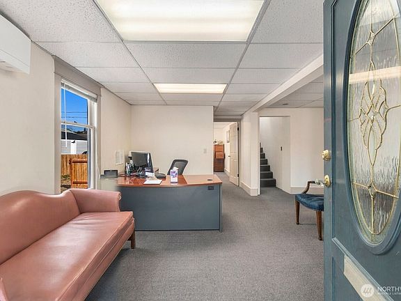4th image of 3325 Wetmore Avenue
