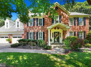 616 Silverstone Ct, Silver Spring, MD 20905