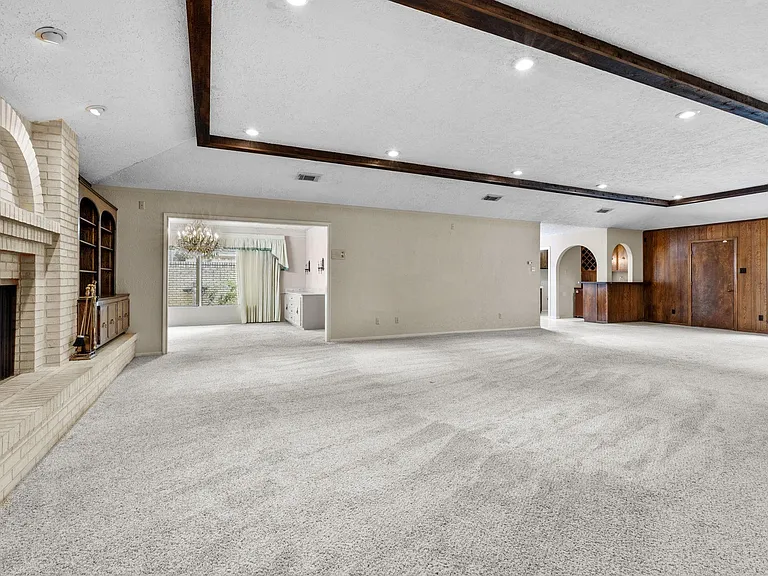 4010 Paraguay Cir — Photo 3