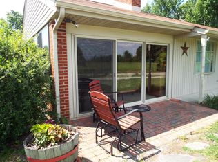 3336 Smith Mountain Lake Pkwy, Huddleston, VA 24104