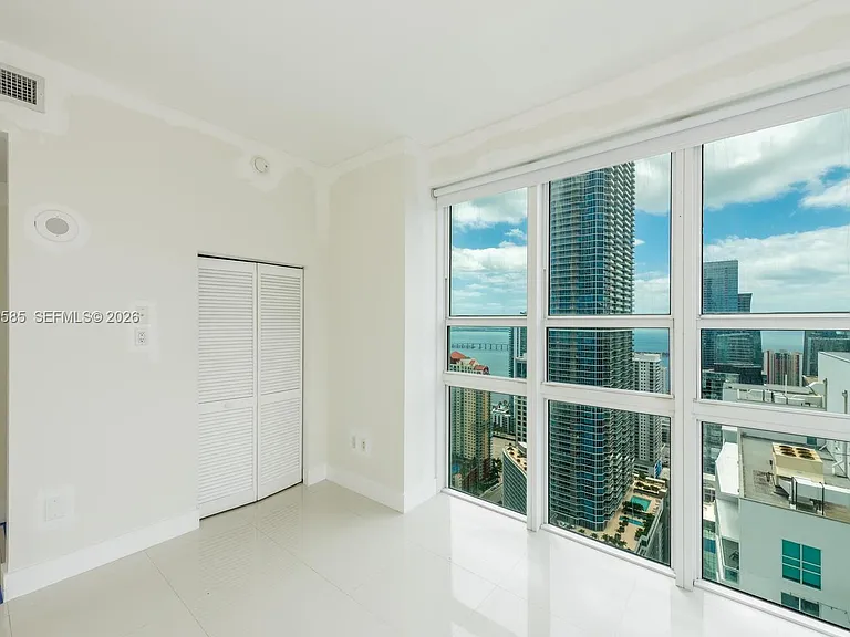 950 Brickell Bay Dr #4801 — Photo 11