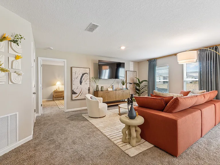 North Pointe Residences — Photo 9