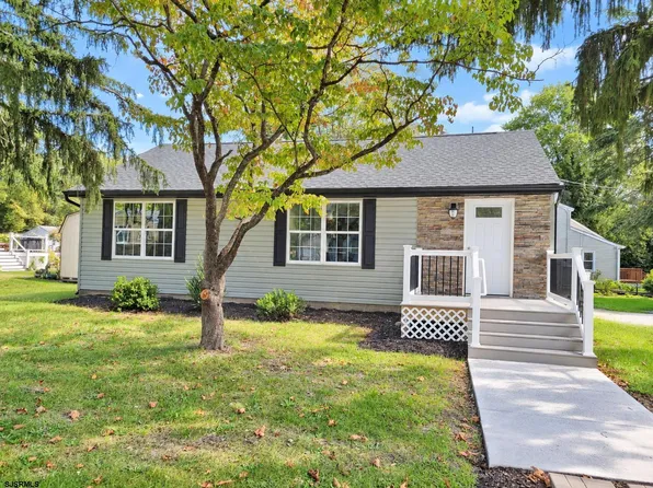 705 Pine St, Egg Harbor, NJ 08215
