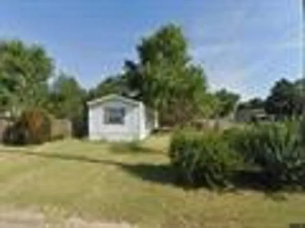 548 E Aetna Dr, Cheney, KS 67025
