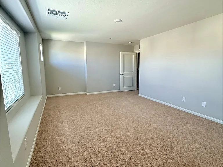 341 Canary Song Dr — Photo 26