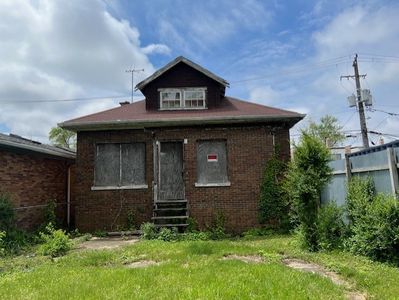 8032 S King Dr, Chicago, IL, 60619