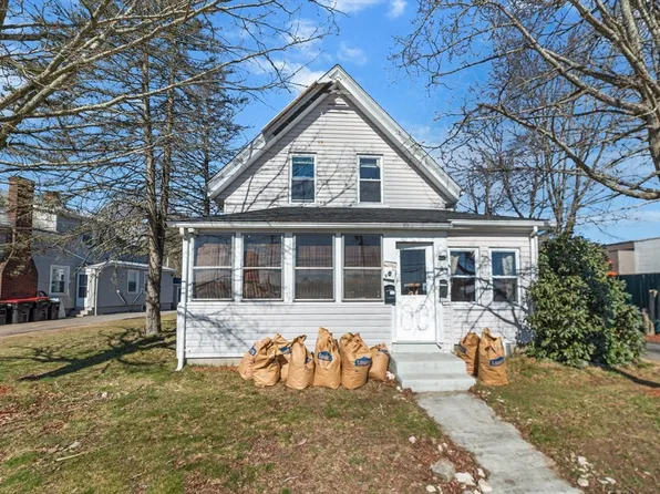 9 Hayward Ave, Brockton, MA 02301