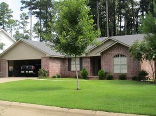 89 Azalea St, Magnolia, AR 71753
