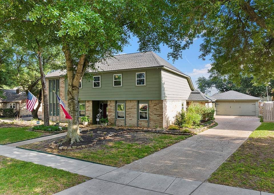1st image of 16229 Singapore Ln