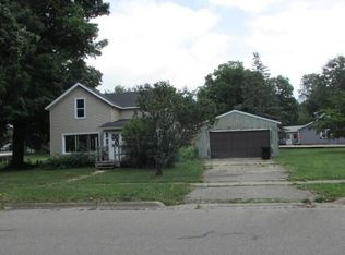 204 N Sherwood Ave, Plainwell, MI