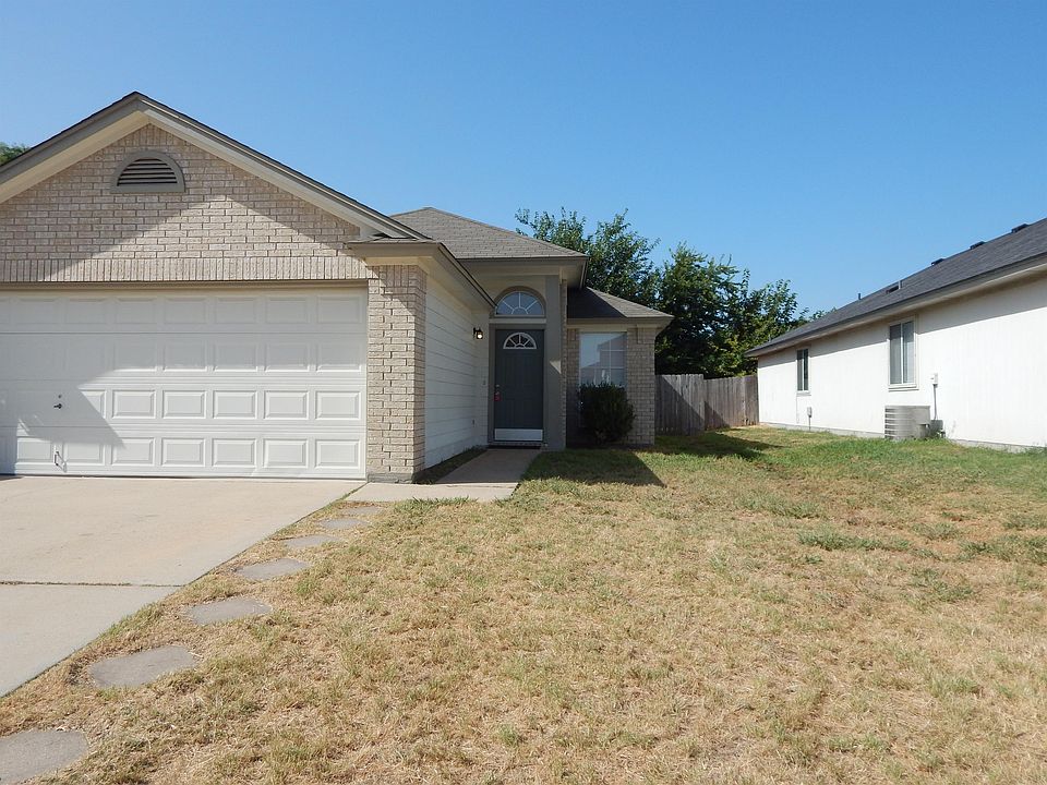 1st image of 3012 Ellis Dr