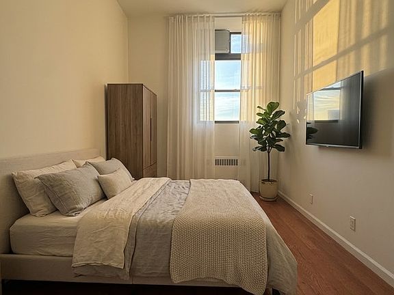 2nd image of 203 Rivington St #5W