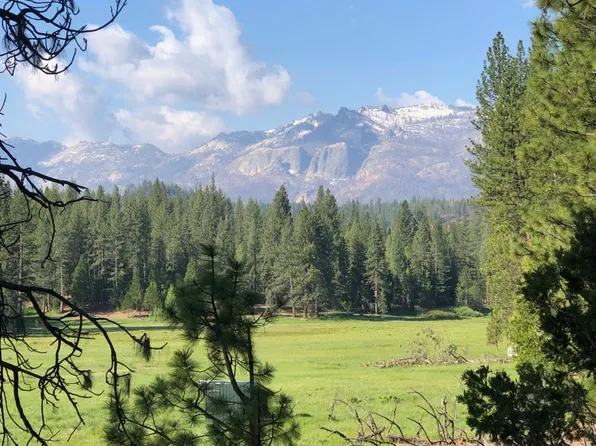 69 S Meadow Ln, North Fork, CA 93643