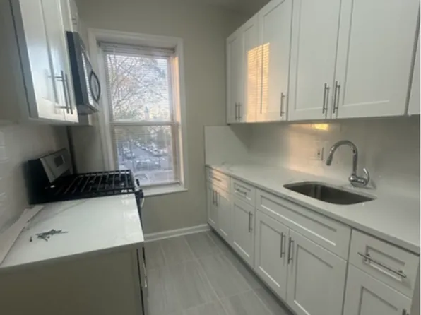 125-127 Corbin Ave, Jersey City, NJ