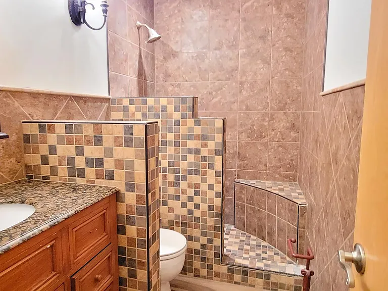 14411 W Maple St — Photo 28
