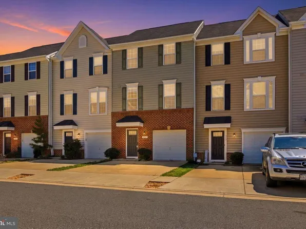 311 Landing Dr, Fredericksburg, VA 22405