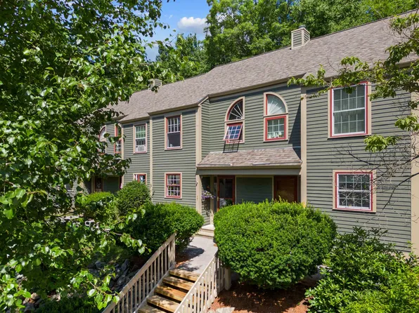 1465 Hooksett Road #17, Hooksett, NH 03106