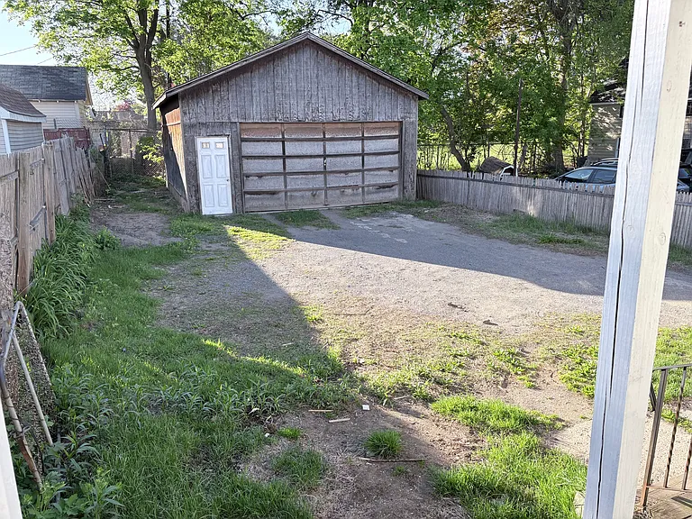 269 Altamont Ave — Photo 20