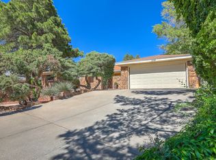 1004 Casa Grande Ct NE, Albuquerque, NM 87112