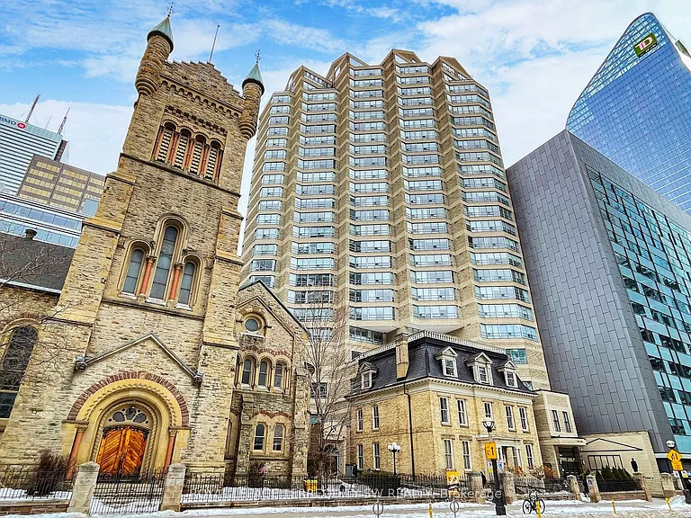 71 Simcoe St #2001 — Photo 1