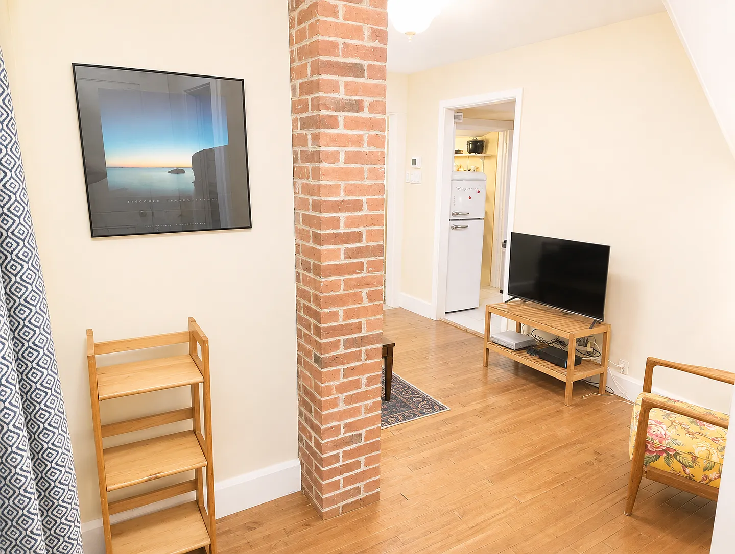 2 bed, 1.5 bath, 800 sqft, $3,500 — Photo 4