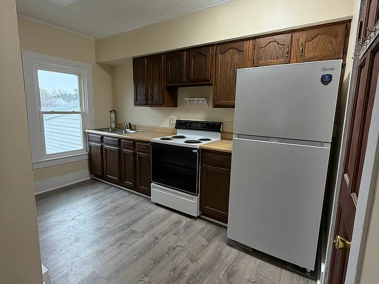 416 Palmer Ave #6 — Photo 4