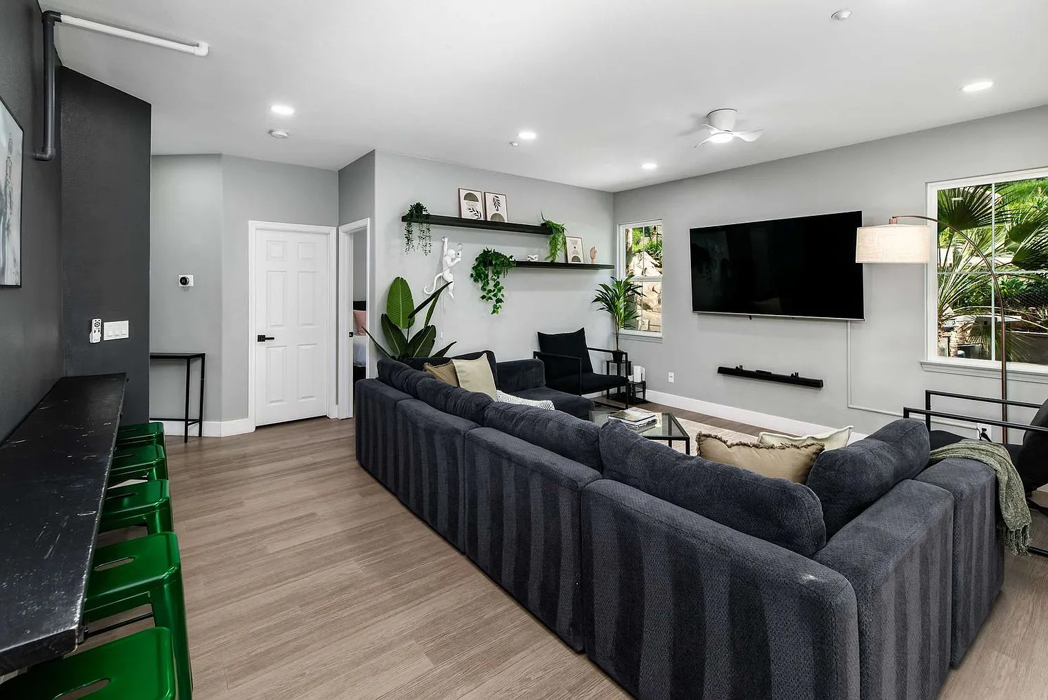 5 bed, 3.0 bath, 2744 sqft, $22,437 — Photo 2